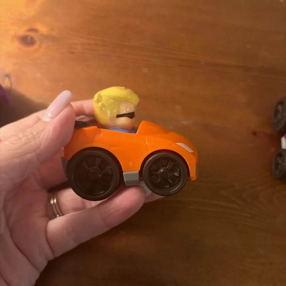 Replacement Sport Utility Vehicle‎ for Fisher-Price Little People Wheelies